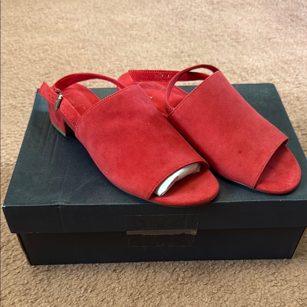 GAP Red Mules with Minimalist Design